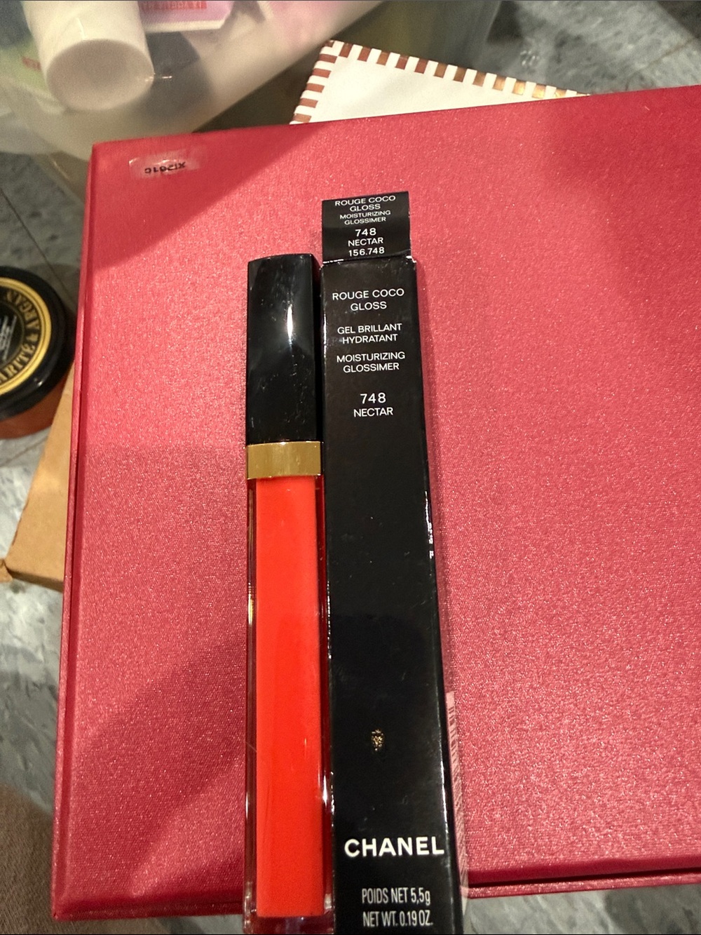 CHANEL Rouge Coco Gloss 748 Nectar - Bright Coral-Red